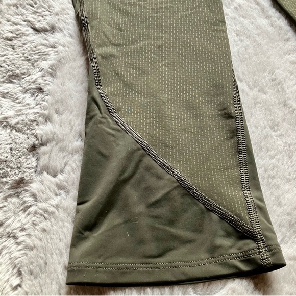 Rare RYU Made in Vancouver cropped yoga tights khaki green medium like lululemon - Picture 7 of 8